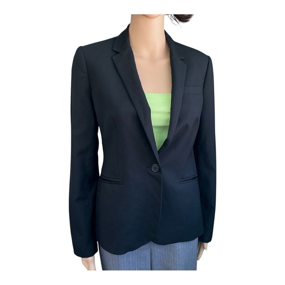 H&M Black Blazer with Tailored Fit and Notched Lapels - Picture 1 of 7